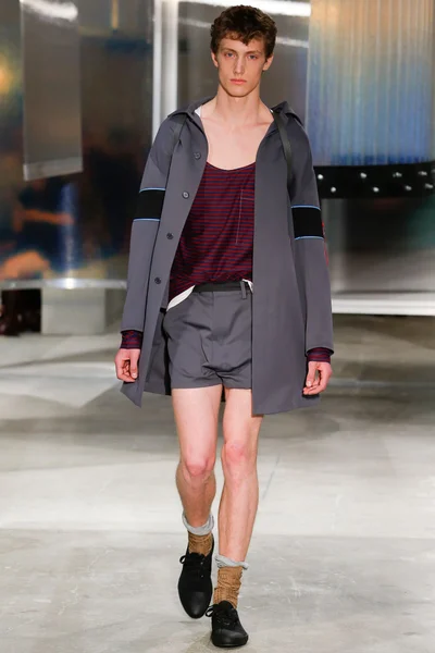 Look 22